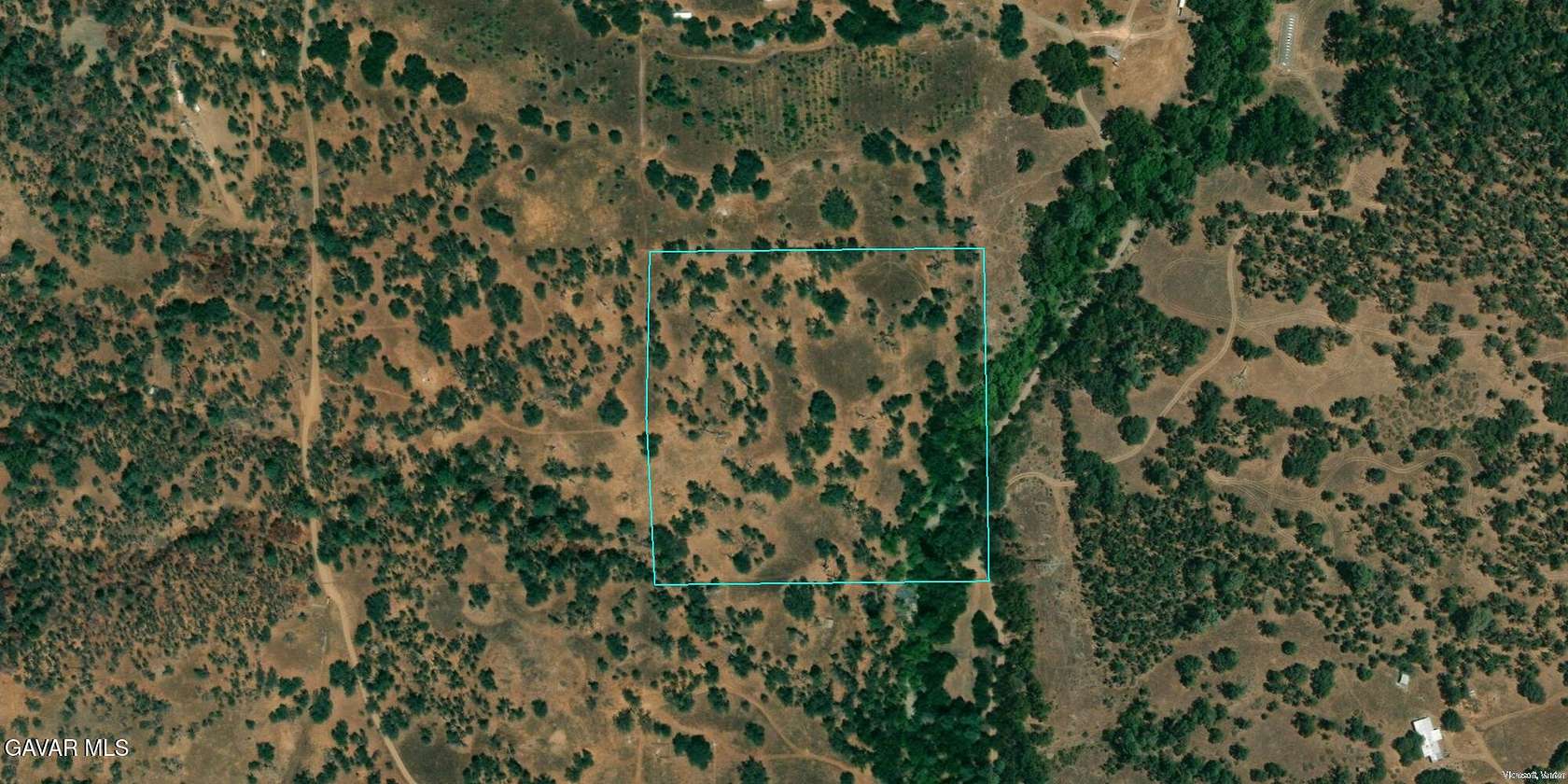 10 Acres of Land for Sale in Tollhouse, California