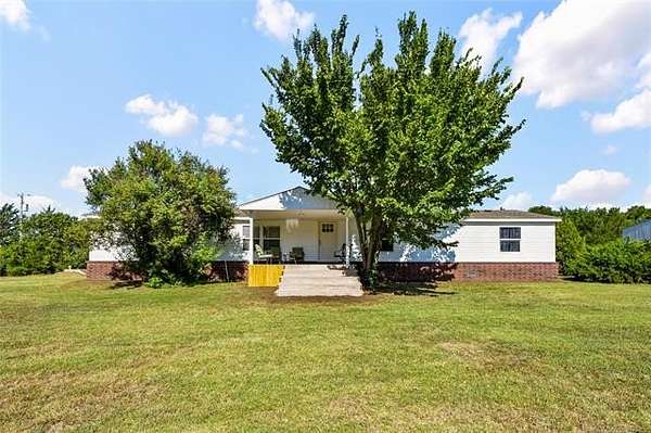 5 Acres of Land with Home for Sale in Ardmore, Oklahoma