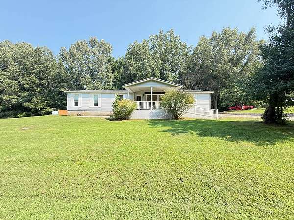 27 Acres of Land with Home for Sale in Elizabethtown, Illinois