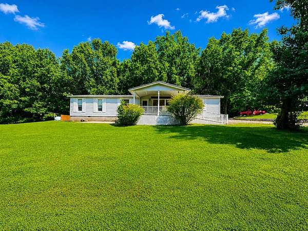 27 Acres of Land with Home for Sale in Elizabethtown, Illinois