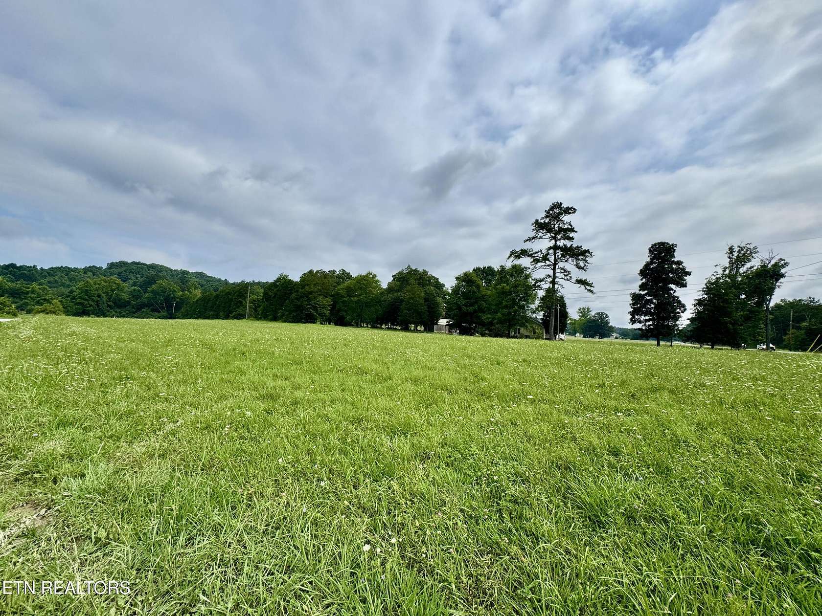 7.45 Acres of Residential Land for Auction in Heiskell, Tennessee