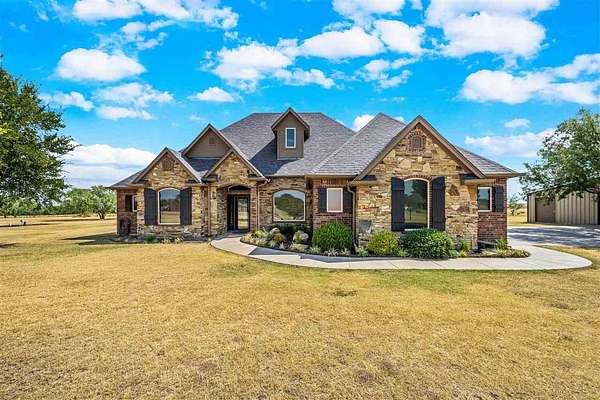4.45 Acres of Land with Home for Sale in Lawton, Oklahoma