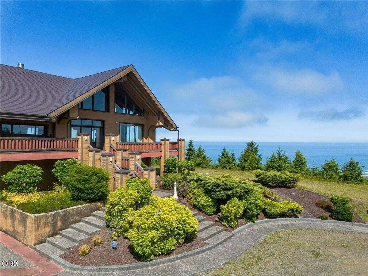 318 Acres of Recreational Land with Home for Sale in Tillamook, Oregon