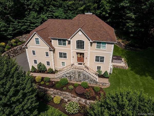 1.58 Acres of Land with Home for Lease in Pomona, New York