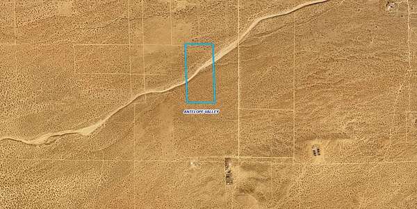 21 Acres of Recreational Land for Sale in Lancaster, California
