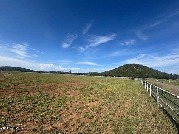 5 Acres of Residential Land for Sale in Parks, Arizona