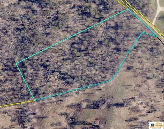 6 Acres of Residential Land for Sale in Munfordville, Kentucky