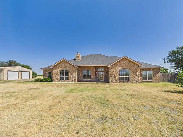 16.5 Acres of Recreational Land with Home for Sale in Pampa, Texas