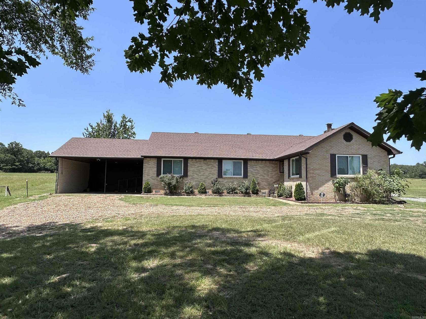 2.12 Acres of Land with Home for Sale in Greenbrier, Arkansas