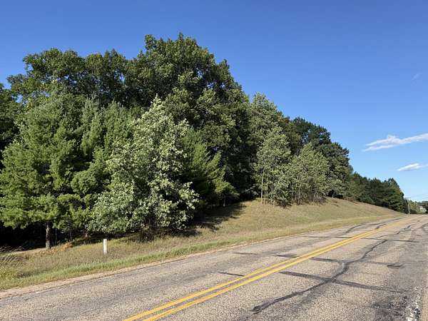 2.73 Acres of Residential Land for Sale in Iola, Wisconsin