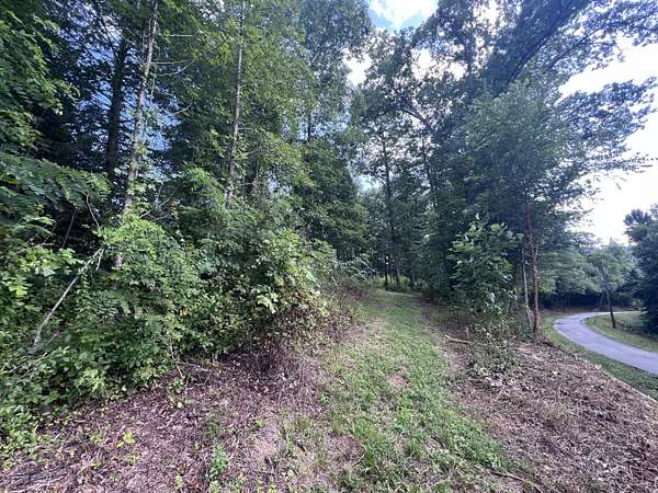 1.9 Acres of Residential Land for Sale in Pineville, Kentucky