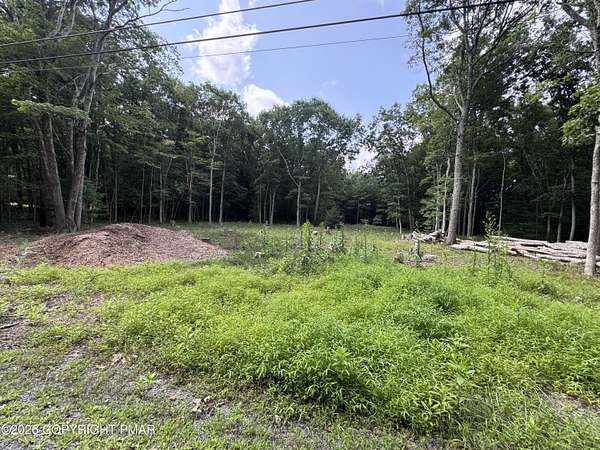 1 Acre of Residential Land for Sale in Jim Thorpe, Pennsylvania