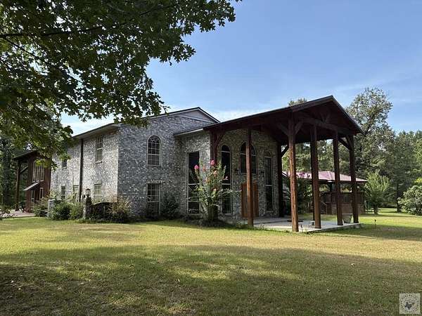 2.7 Acres of Land with Home for Sale in Texarkana, Arkansas