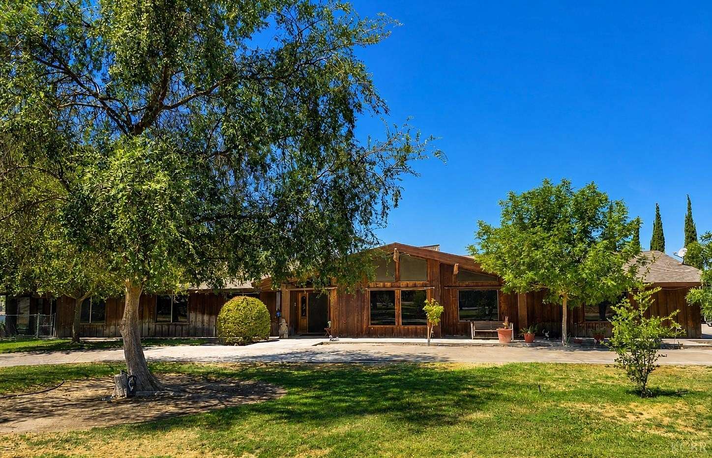 4 Acres of Land with Home for Sale in Lemoore, California