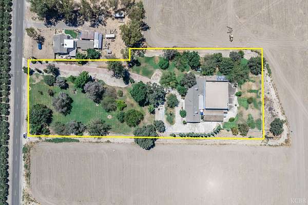 4 Acres of Land with Home for Sale in Lemoore, California