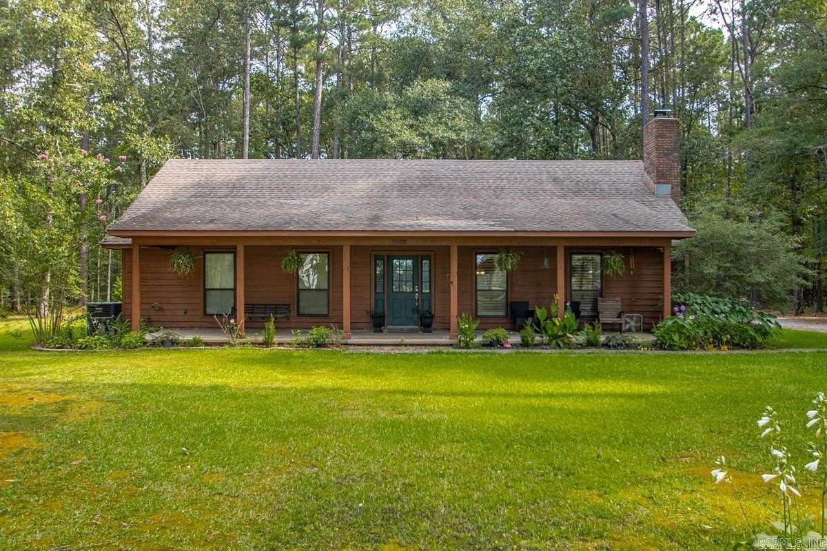 8.84 Acres of Land with Home for Sale in Mabelvale, Arkansas