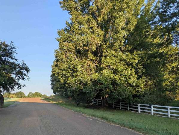 2.3 Acres of Residential Land for Sale in Eads, Tennessee