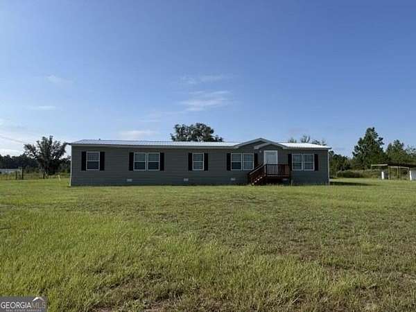 3 Acres of Land with Home for Sale in Baxley, Georgia