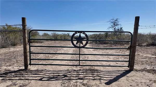 50 Acres of Recreational Land for Sale in Encino, Texas