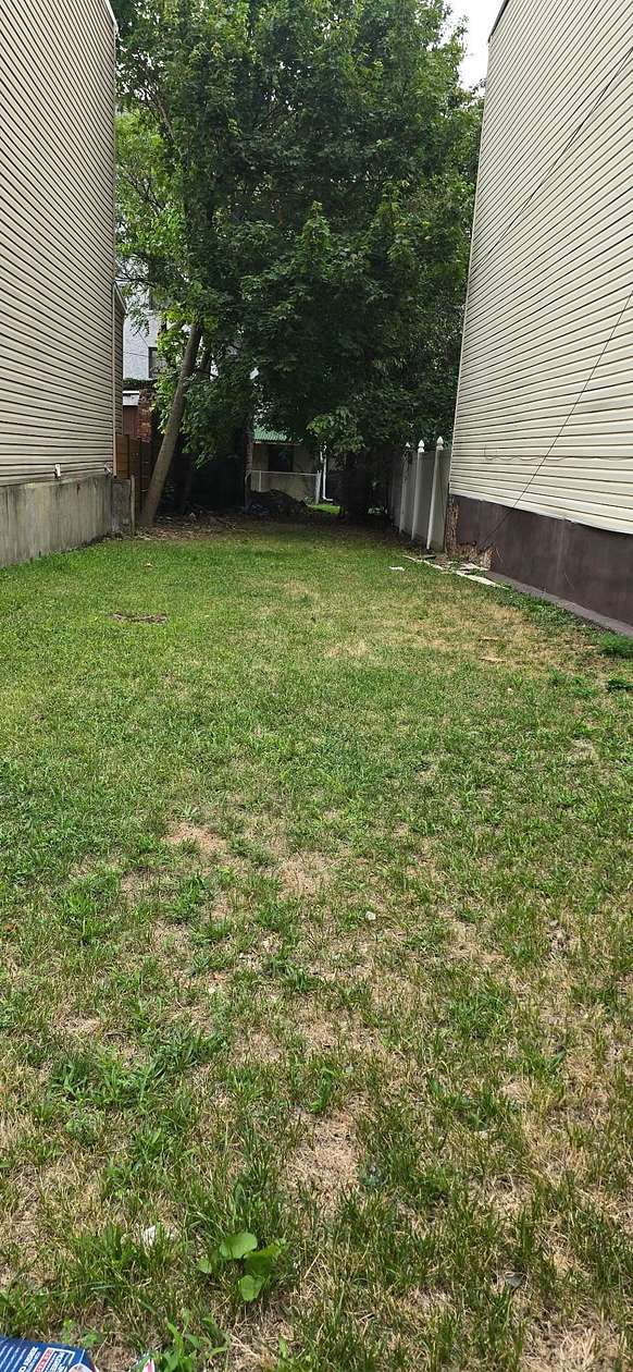 0.03 Acres of Residential Land for Sale in Jersey City, New Jersey