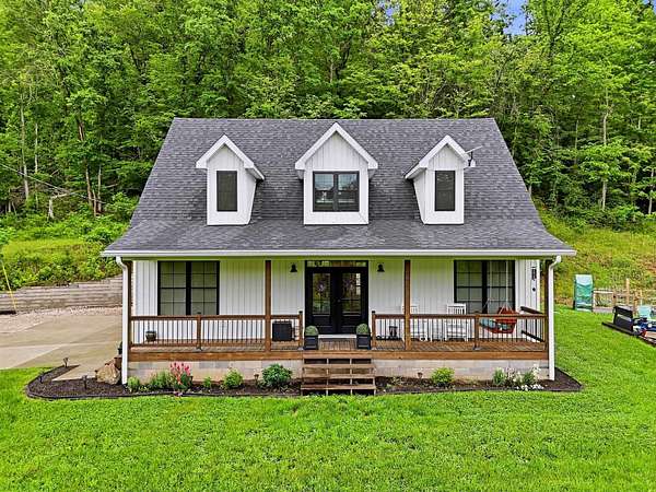 4.45 Acres of Land with Home for Sale in Chesapeake, Ohio