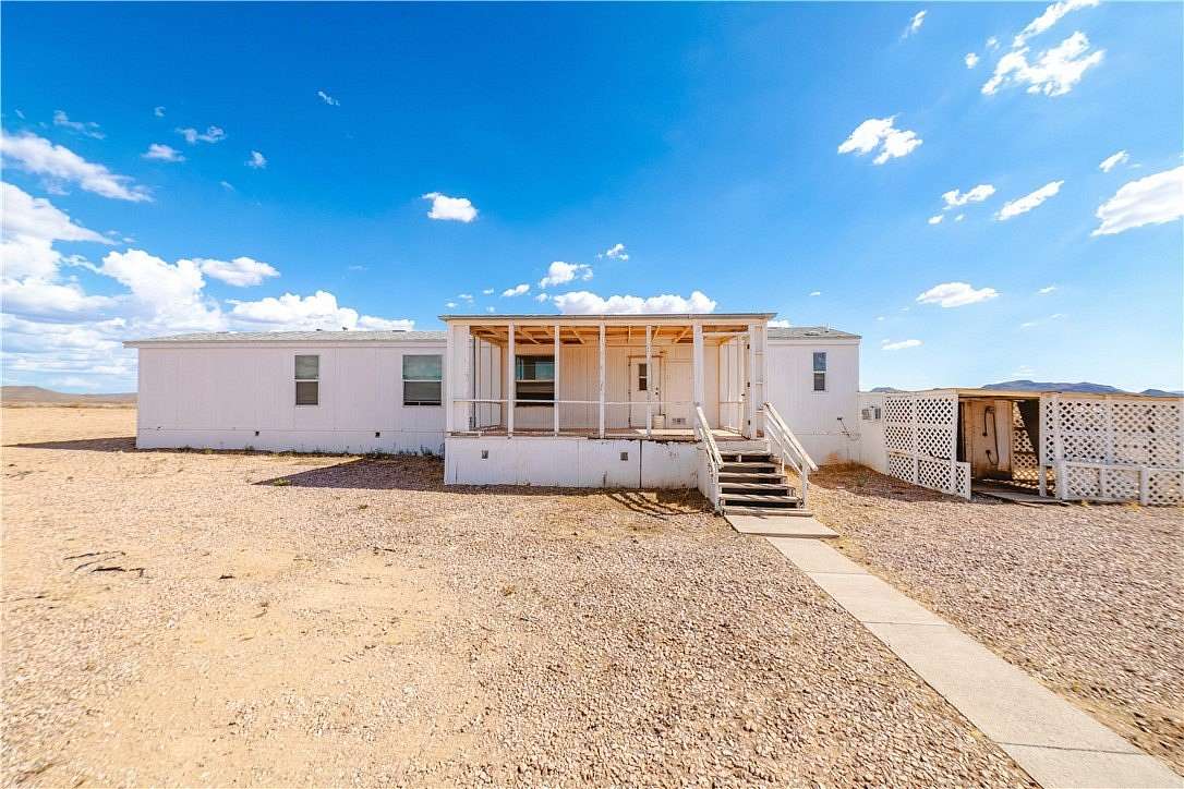 40 Acres of Land with Home for Sale in Kingman, Arizona