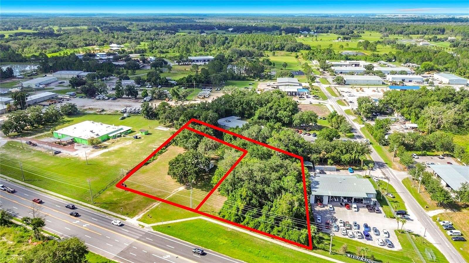 2.15 Acres of Improved Commercial Land for Sale in Leesburg, Florida
