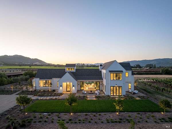 4.6 Acres of Land with Home for Sale in Sonoma, California