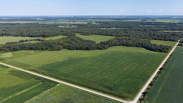 130 Acres of Land for Sale in Lake Village, Indiana
