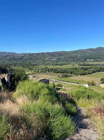 10.5 Acres of Land with Home for Sale in St. Helena, California