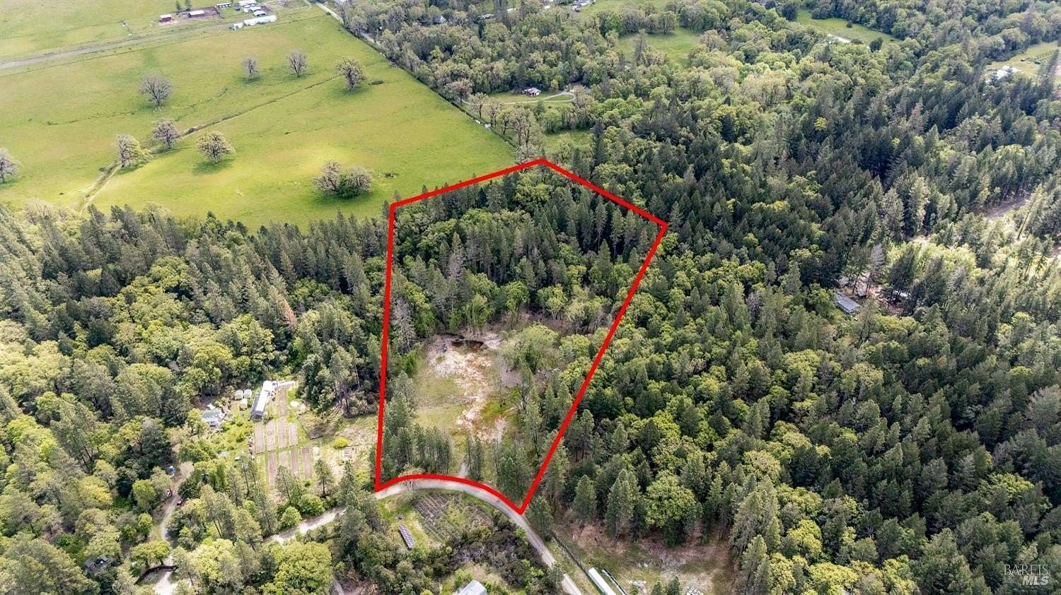 10.1 Acres of Land for Sale in Laytonville, California