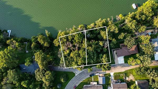 0.33 Acres of Residential Land for Sale in Albert Lea, Minnesota