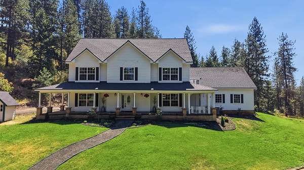 17.3 Acres of Land with Home for Sale in Mead, Washington