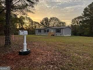 2.45 Acres of Land with Home for Lease in Hartwell, Georgia