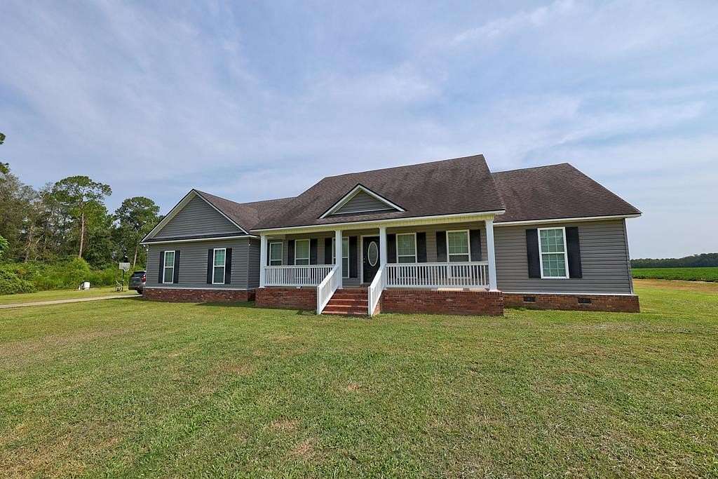 2.27 Acres of Land with Home for Sale in Pavo, Georgia