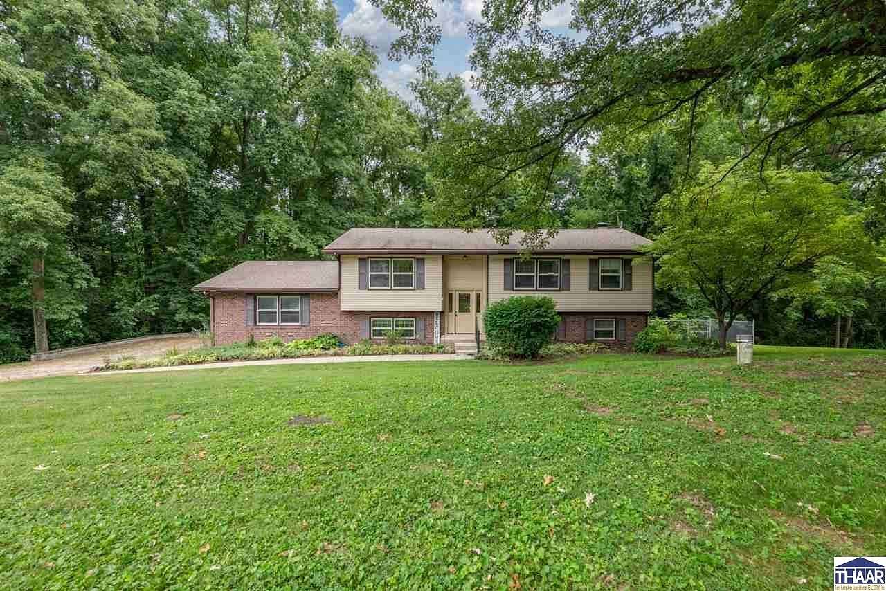 3 Acres of Land with Home for Sale in Terre Haute, Indiana