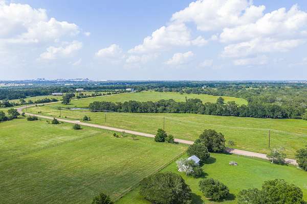 40 Acres of Mixed-Use Land for Sale in College Station, Texas