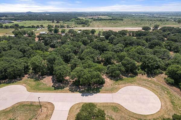 1.32 Acres of Residential Land for Sale in Burleson, Texas