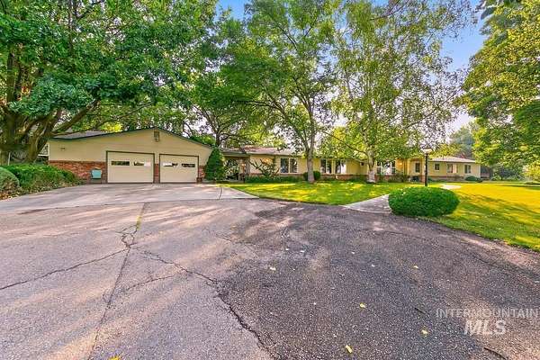 2.33 Acres of Land with Home for Sale in Meridian, Idaho