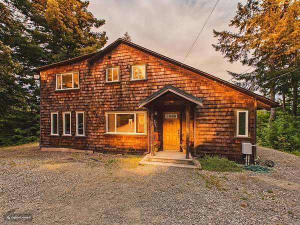15.7 Acres of Land with Home for Sale in Fickle Hill, California
