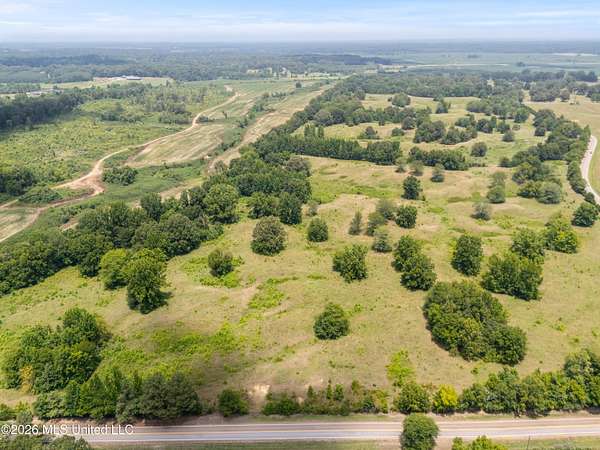 307 Acres of Land for Sale in Senatobia, Mississippi