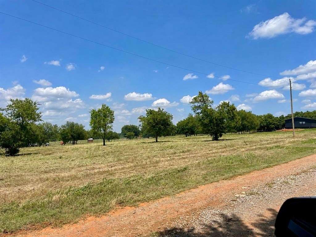 2.23 Acres of Residential Land for Sale in Cashion, Oklahoma