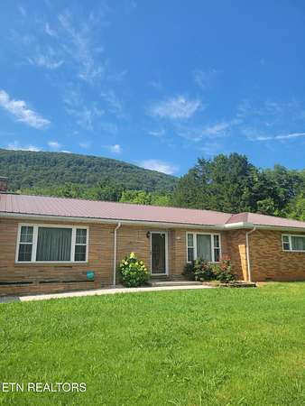 1.8 Acres of Improved Residential Land for Sale in Harriman, Tennessee