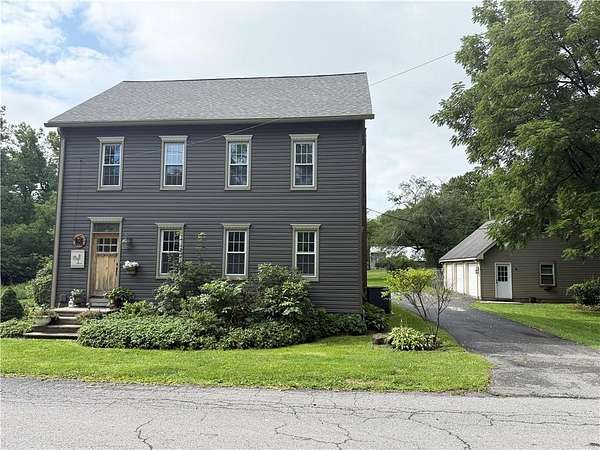 6 Acres of Land with Home for Sale in Pen Argyl, Pennsylvania