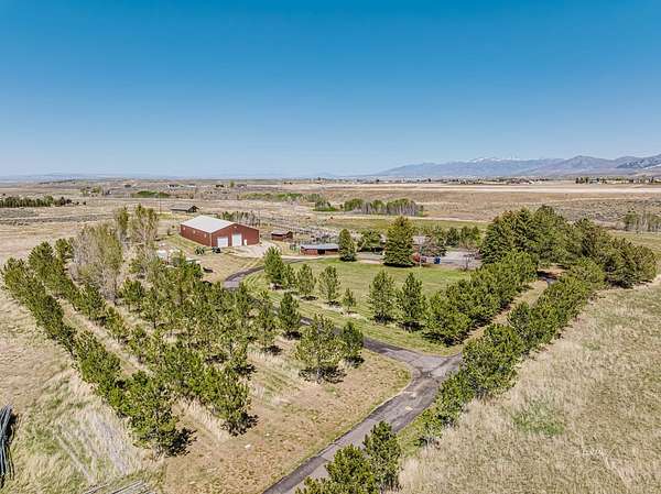 95.9 Acres of Land with Home for Sale in Lamoille, Nevada