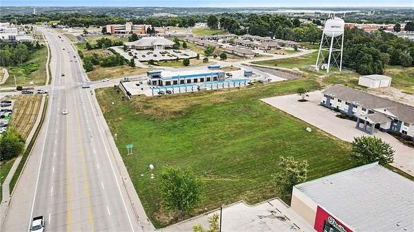 1.59 Acres of Commercial Land for Sale in Smithville, Missouri