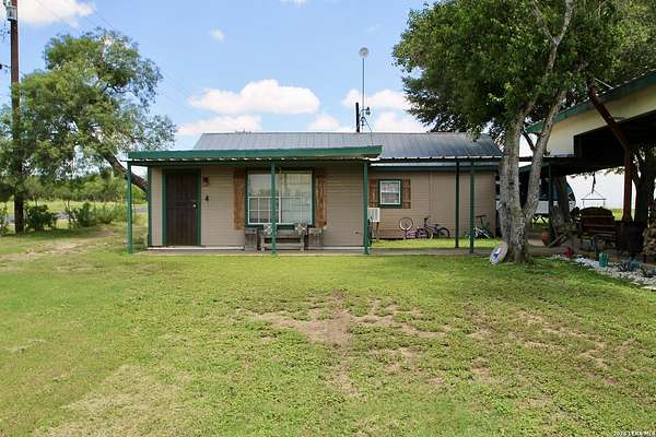 1.6 Acres of Land with Home for Sale in Atascosa, Texas