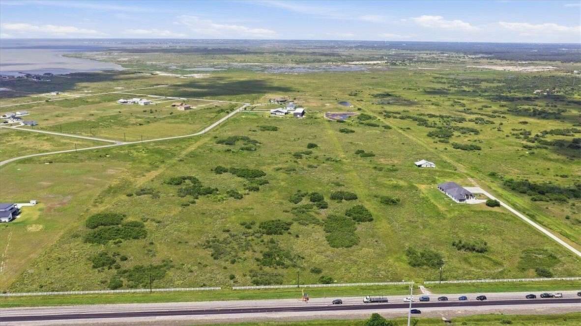 7 Acres of Land for Sale in Rockport, Texas