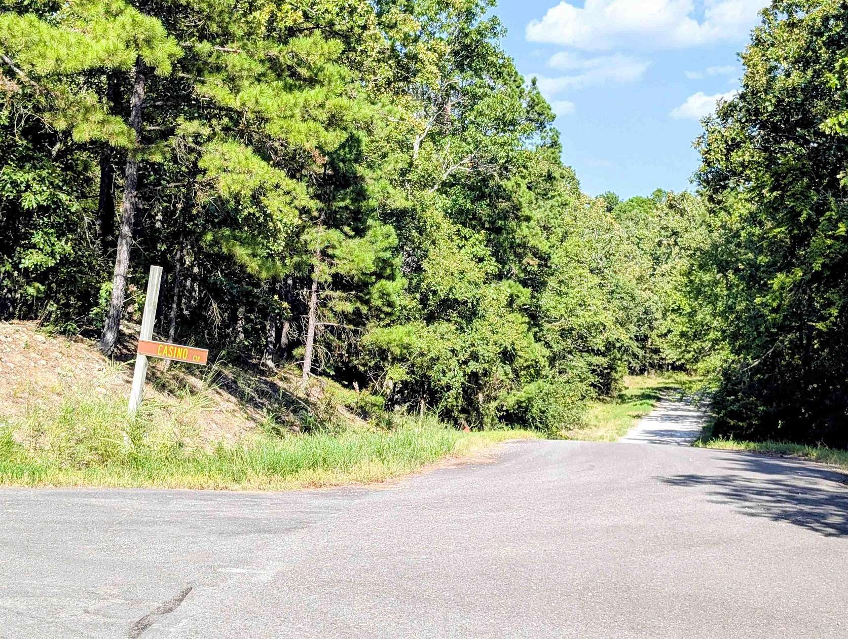 0.25 Acres of Land for Sale in Hot Springs Village, Arkansas