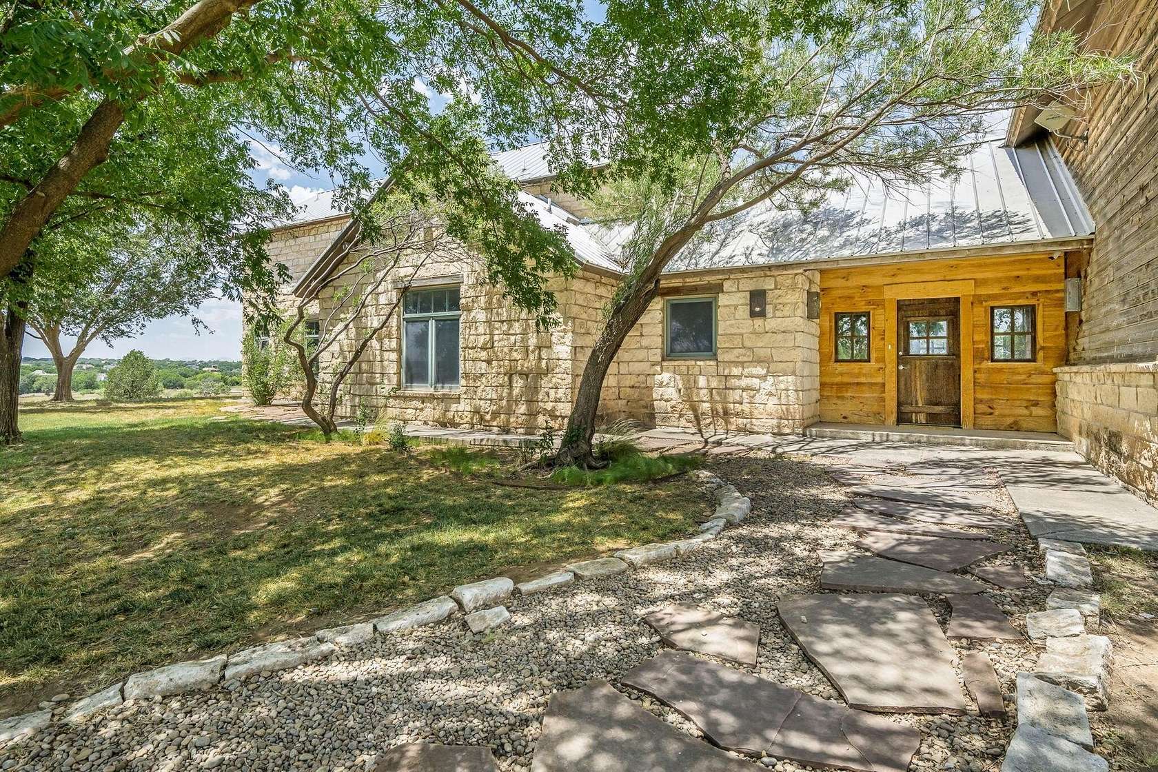 39.6 Acres of Agricultural Land with Home for Sale in Amarillo, Texas